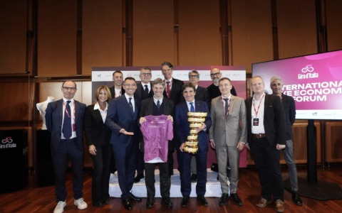 Il Giro d’Italia tocca anche la Bassa bergamasca e il Bresciano: ecco quando e dove passerà