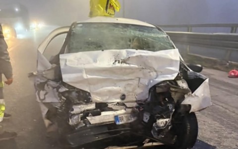 Incidente mortale sulla Goitese: nulla da fare per una donna di 40 anni