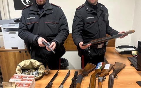 Montichiari: trovato in possesso di armi da fuoco detenute illegalmente, modificate e clandestine