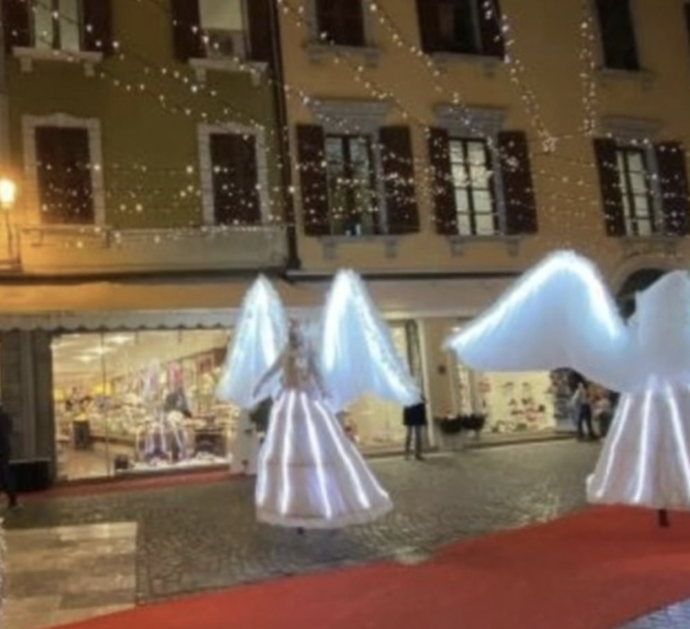 Natale 2025, l’appello di Salò Promotion: “Compra sotto casa”