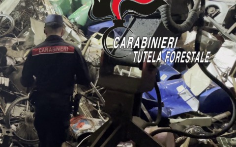 Traffico illecito di rifiuti per oltre 1.130 tonnellate: scatta la denuncia per 33 persone