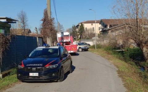 Roccafranca, ventenne trovato morto in campagna: è stato un gesto estremo