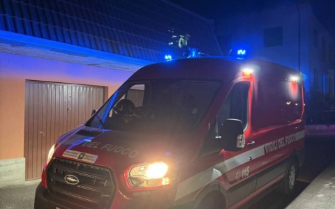 Temù: intervengono i vigili del fuoco per una perdita d’acqua