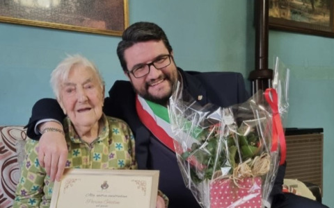 Compleanno speciale a Lumezzane per i 103 anni della signora Pierina