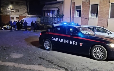 Incendio in un condominio a Castiglione delle Stiviere: evacuati sedici appartamenti