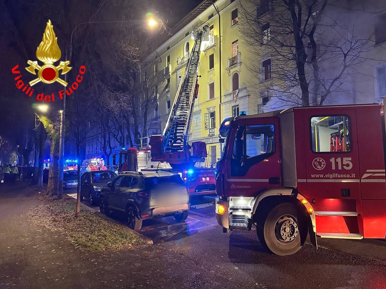 Incendio in un’abitazione in via Monte Nero a Brescia: muore una donna