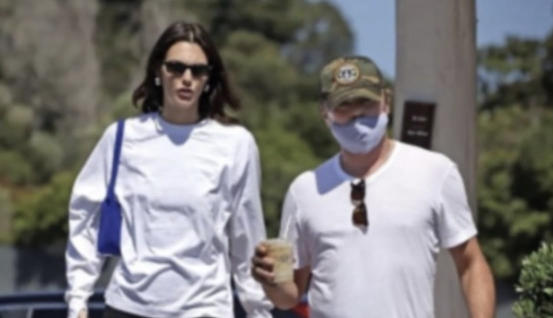 Venezuela: la crisi blocca ai Caraibi Leonardo Di Caprio, compagno della bresciana Vittoria Ceretti