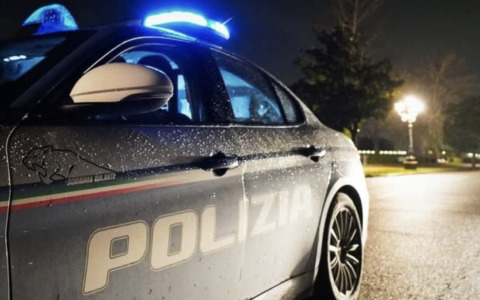 Metropolitana di via Solferino: violenta aggressione e rapina, quattro arrestati