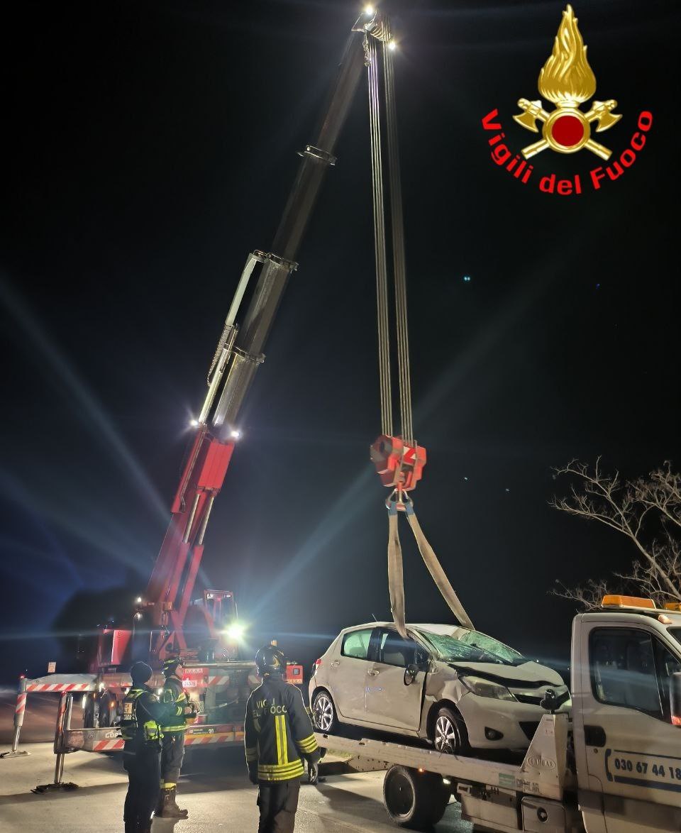 Scontro fra due auto