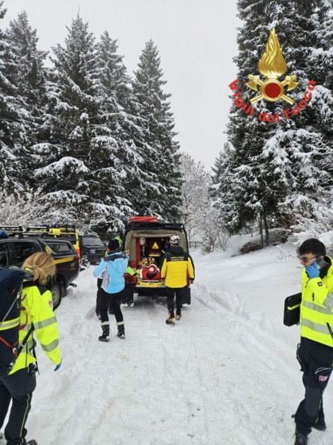 Vezza d’Oglio: 37enne infortunato, intervengono Cnsas e Vigili del Fuoco