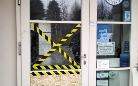 Ennesimo furto in farmacia: stavolta i ladri hanno colpito a Erbusco