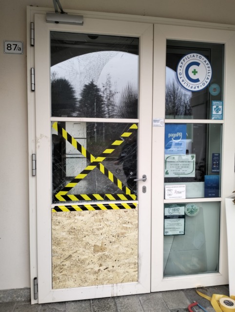 Ennesimo furto in farmacia: stavolta i ladri hanno colpito a Erbusco