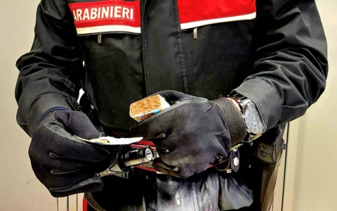 Brescia: 37enne in manette per spaccio e resistenza a pubblico ufficiale