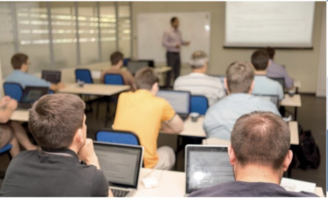 Cosmo Impresa: La Bussola delle Aziende nella Finanza Agevolata