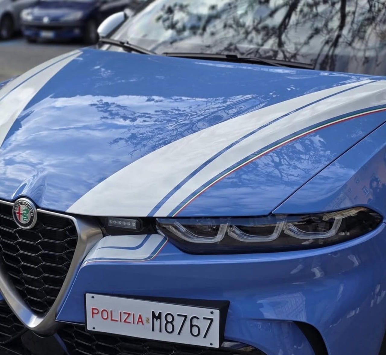 Furto al Cisalfa Sport a Brescia: arrestato un 44enne, aveva nascosto un coltello nell’ombrelliera