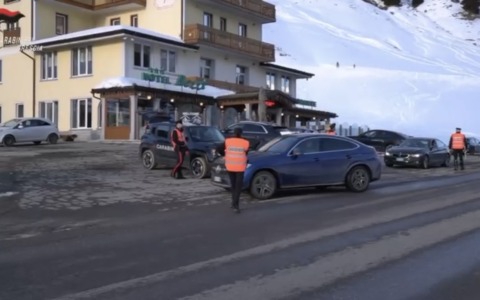Controlli a Ponte di Legno: identificate 96 persone