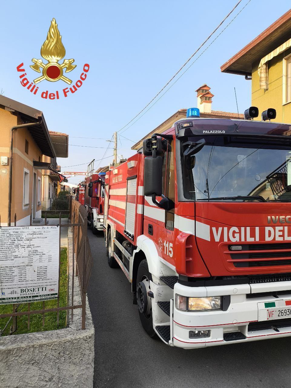 In fiamme il tetto di un’abitazione a Ospitaletto