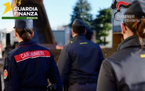 Rifiuti contaminati da amianto: gestione illecita da 250mila euro