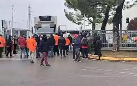 Lavoratori della Italbrix in sciopero