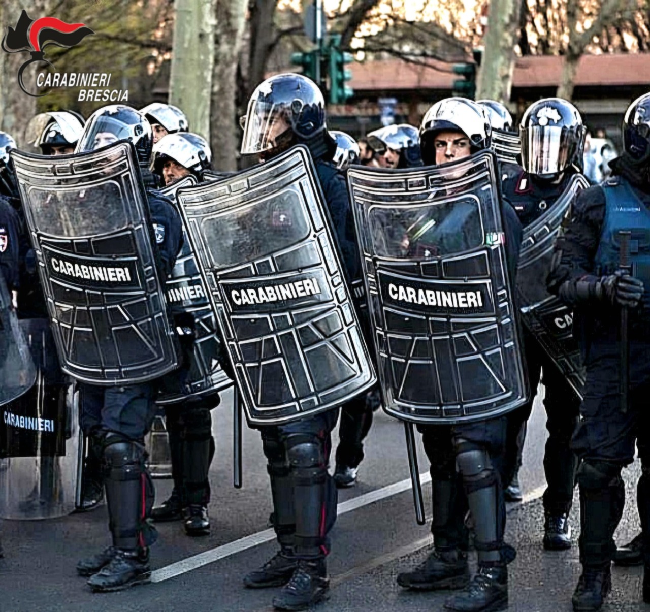 Rissa tra tifosi fuori dallo stadio di Palazzolo: identificati 5 dei coinvolti