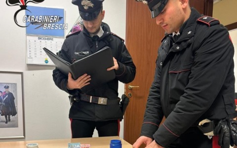 Sorpreso con 65 dosi di cocaina: arrestato un cittadino marocchino con residenza a Barcellona