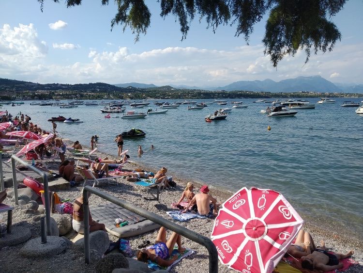 Turismo in crescita: nel 2025 il Garda ha sfiorato i 28 milioni di presenze