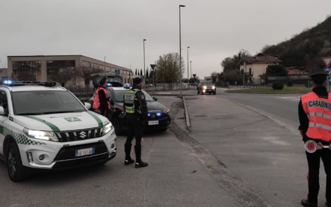 Carabinieri e Polizia Locale della Valle Sabbia: sinergia per un’operazione sicurezza a Gavardo