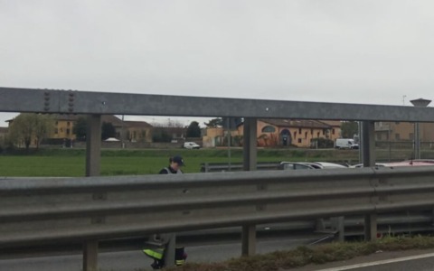 Frontale sulla Sp236: traffico in tilt