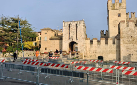 Il piano contro l’overtourism preoccupa le attività sirmionesi