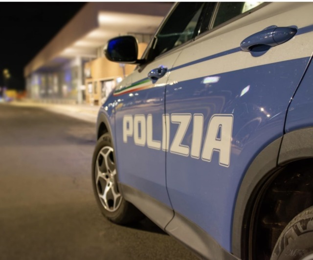 Pusher straniero finisce in manette: scovato con la cocaina pronta per lo spaccio