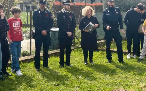 “Un albero per il futuro”: studenti e Carabinieri Forestali insieme per l’ambiente