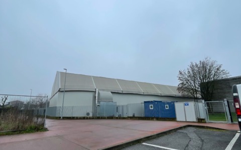 Nessuna offerta  per la presa in gestione dell’ex hub della frazione di Castelletto