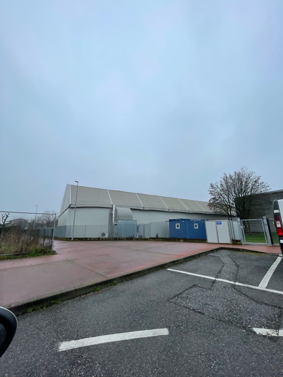 Nessuna offerta  per la presa in gestione dell’ex hub della frazione di Castelletto