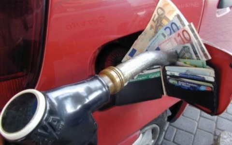 Caro carburanti: ecco dove conviene rifornirsi a Brescia e in provincia