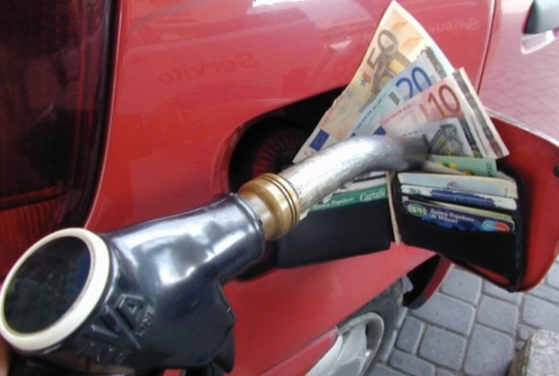 Caro carburanti: ecco dove conviene rifornirsi a Brescia e in provincia