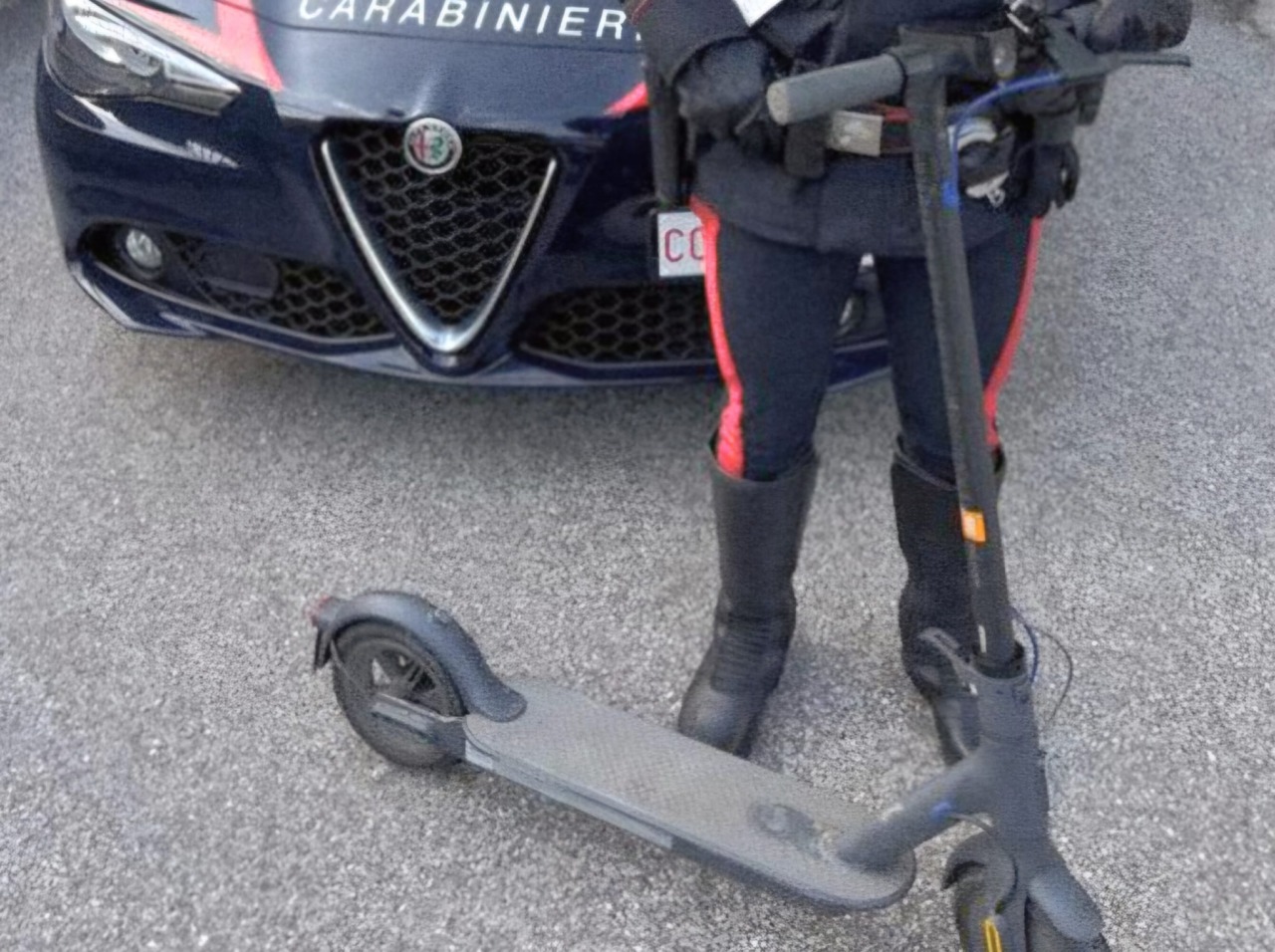 Carpenedolo:  aggrediscono la vittima con un monopattino elettrico, denunciati tre giovani