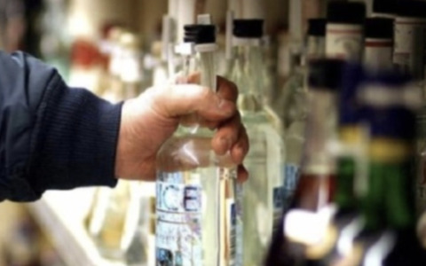 Castiglione delle Stiviere: 34enne ruba alcolici dal valore di cento euro al supermercato