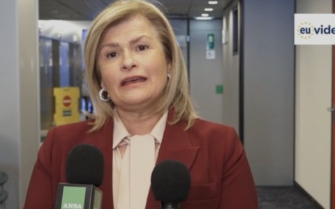 Crisi demografica, Vivaldini (FdI): “Situazione grave, solo 355mila neonati in Italia nel 2025”