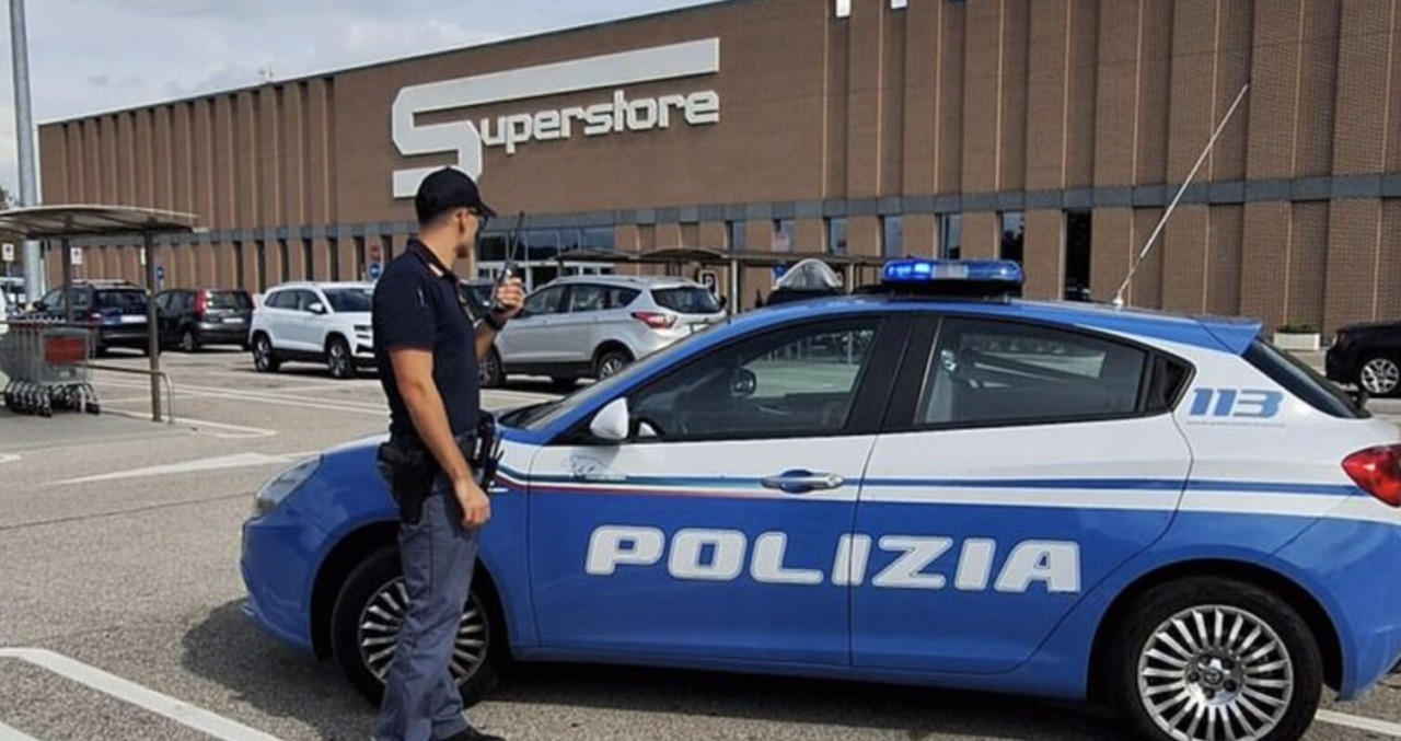 Esselunga di via Milano: ennesimo furto, in manette un 33enne
