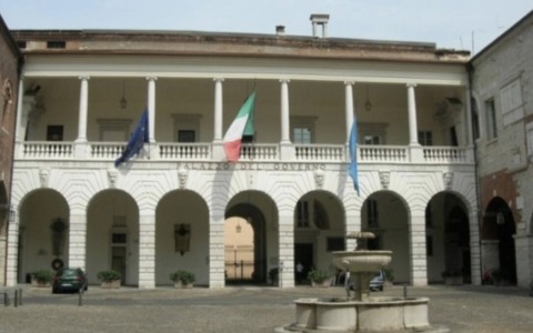 Incidentalità stradale: la maggior parte degli incidenti nel tratto casa-lavoro, la riunione in Prefettura