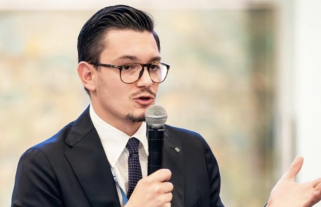 Inselvini (FdI – Ecr) interviene sul tema cannabis: “Provocazioni indegne di Magi in Parlamento, droga non è libertà ma morte”