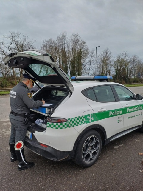 Tangenziale Sud di Brescia: ex imprenditore bresciano trovato con l’auto noleggiata e mai restituita