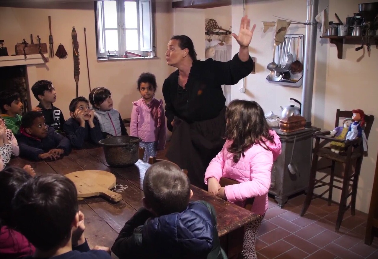 Tra cielo e terra: la civiltà contadina a teatro per le scuole