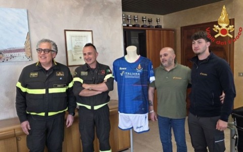 Vigili del Fuoco di Brescia: una delegazione al torneo interforze internazionale di calcio a 5 a Maiorca