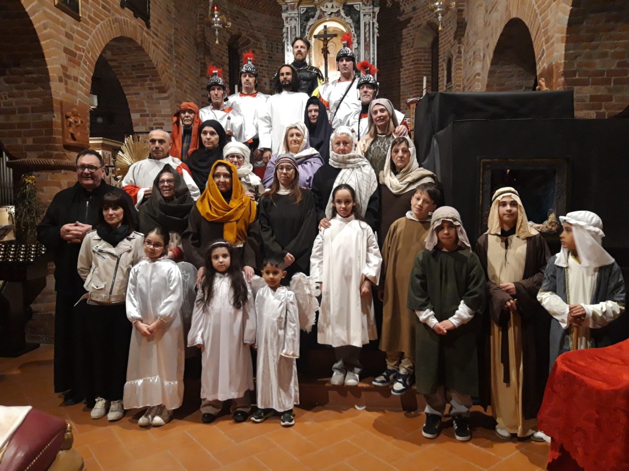 Il Santuario di Comella si anima con la prima Via Crucis vivente