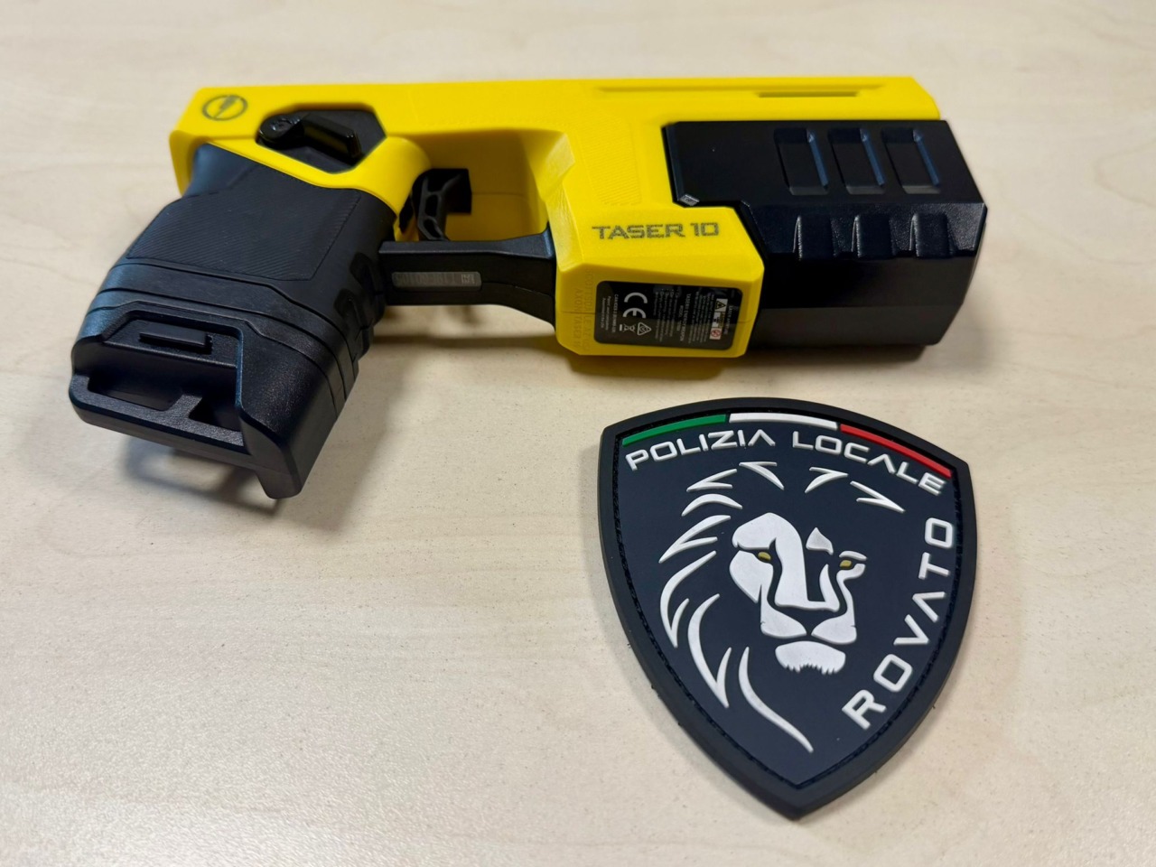 Prende il via a Rovato la sperimentazione del taser