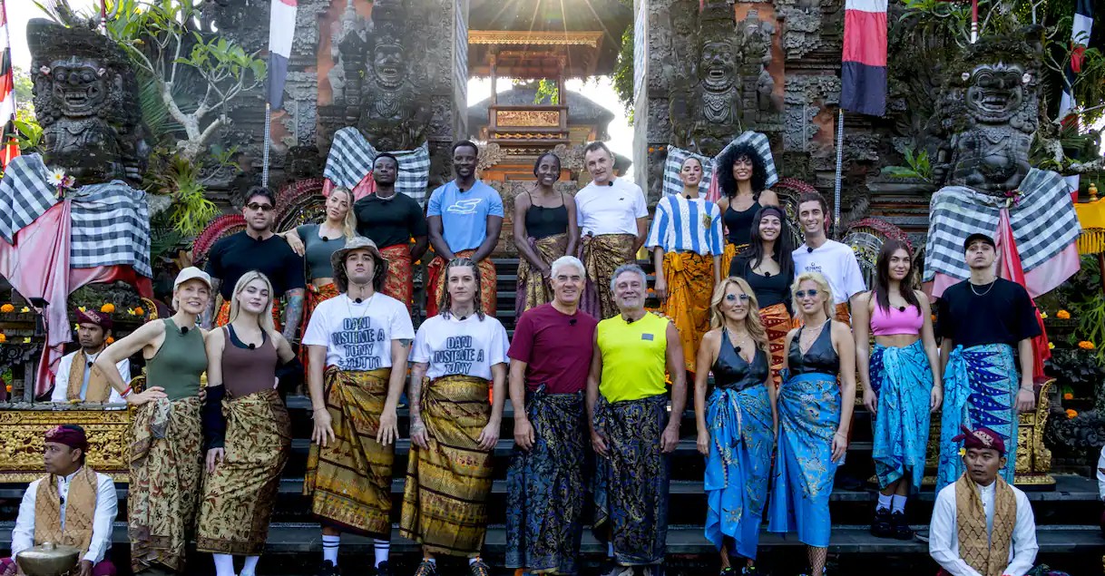 Pechino Express 2026, eliminati i Comedian: fuori Assane Diop, ultimo concorrente del territorio