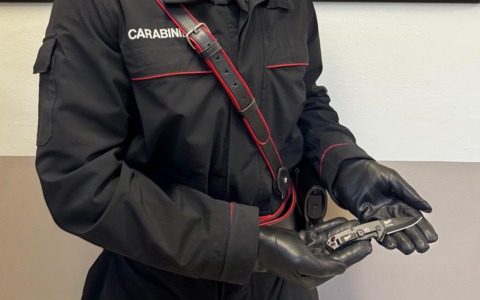 Desenzano del Garda: giovane accoltellato al fianco al culmine di una discussione per una sigaretta