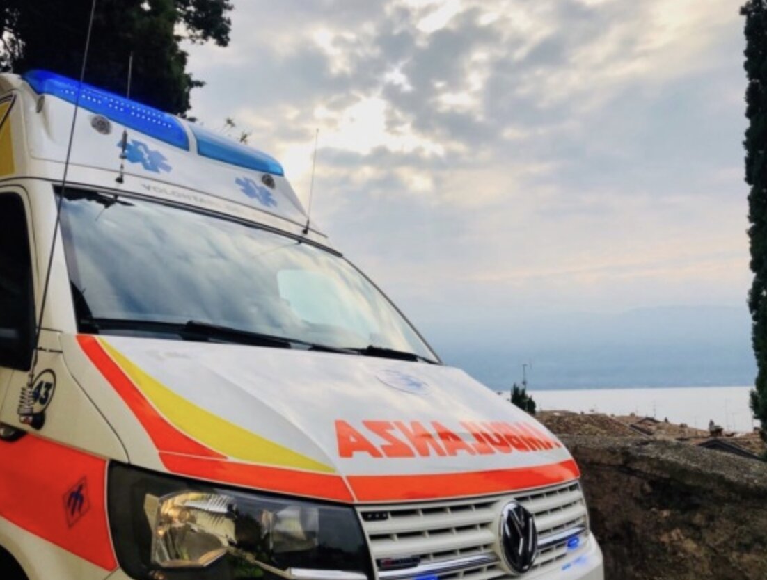 Incidente a San Felice del Benaco: nulla da fare per un sessantenne alla guida della moto