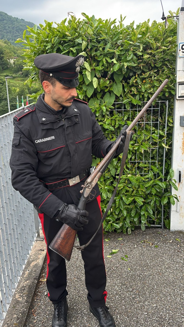 Lumezzane: esplode un colpo di fucile in strada, denunciato